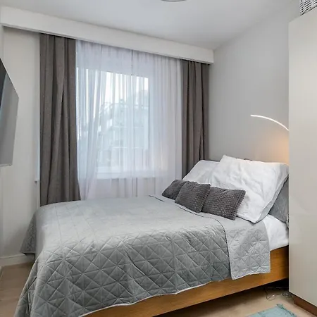 Apartment 9 *